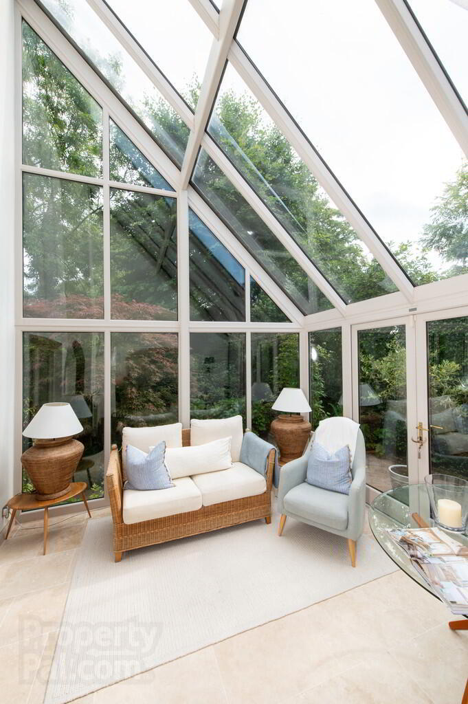 "Brambles", 12b Lenamore Avenue 14 of 37