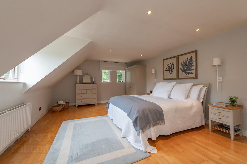 "Brambles", 12b Lenamore Avenue 19 of 37