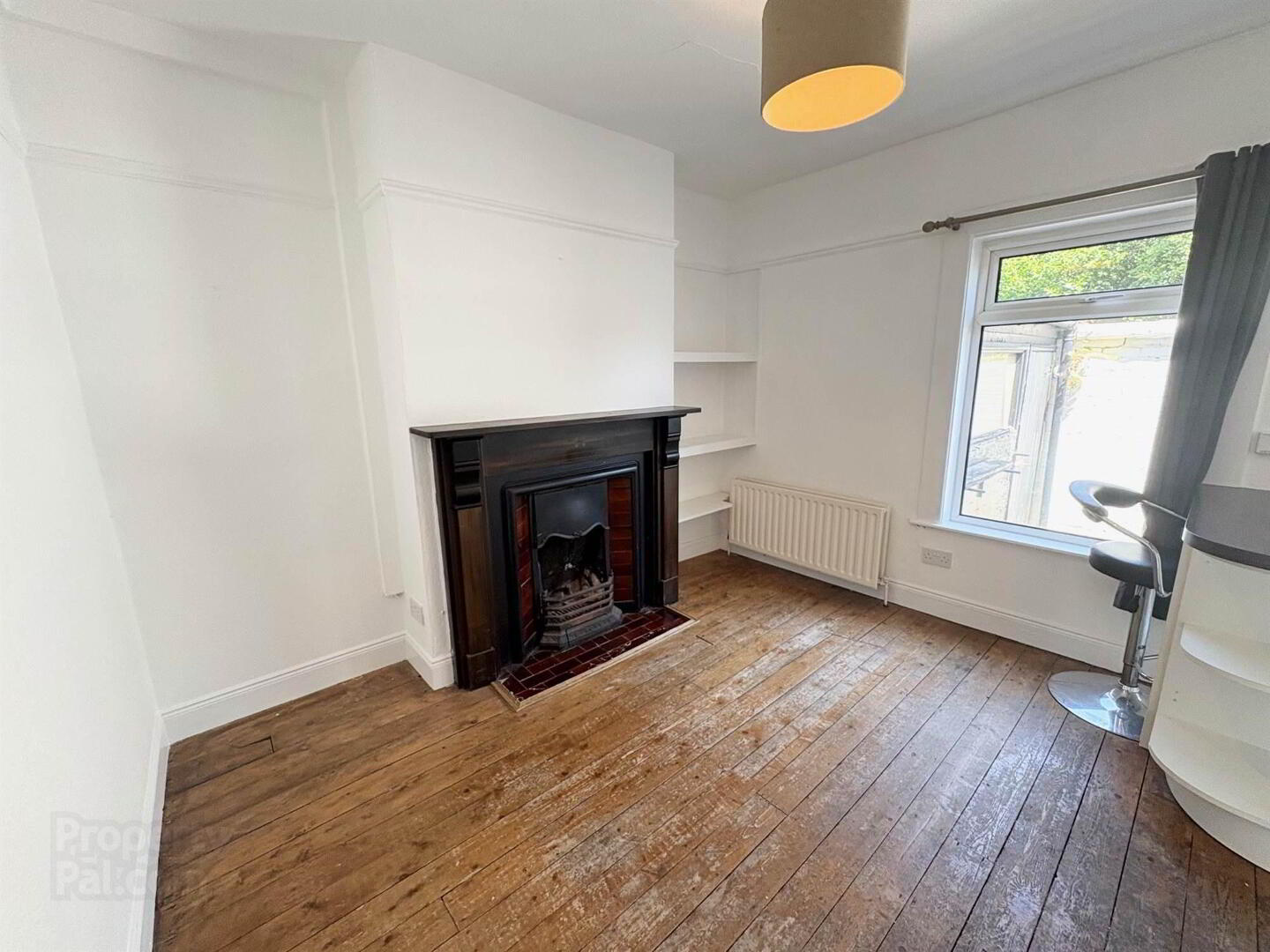 24 Eastleigh Crescent 6 of 13