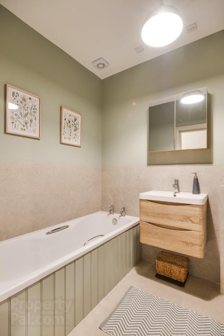 3 Laurel Grove 17 of 20
