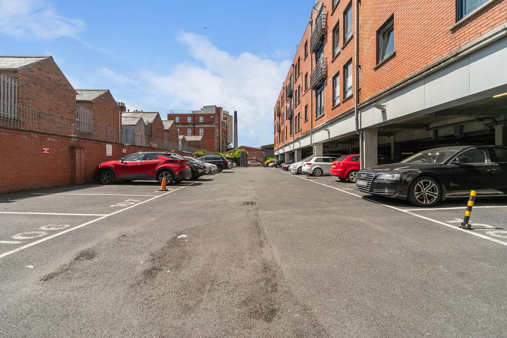 Aa4.2 Whitehall Square, Off Lisburn Road 23 of 23