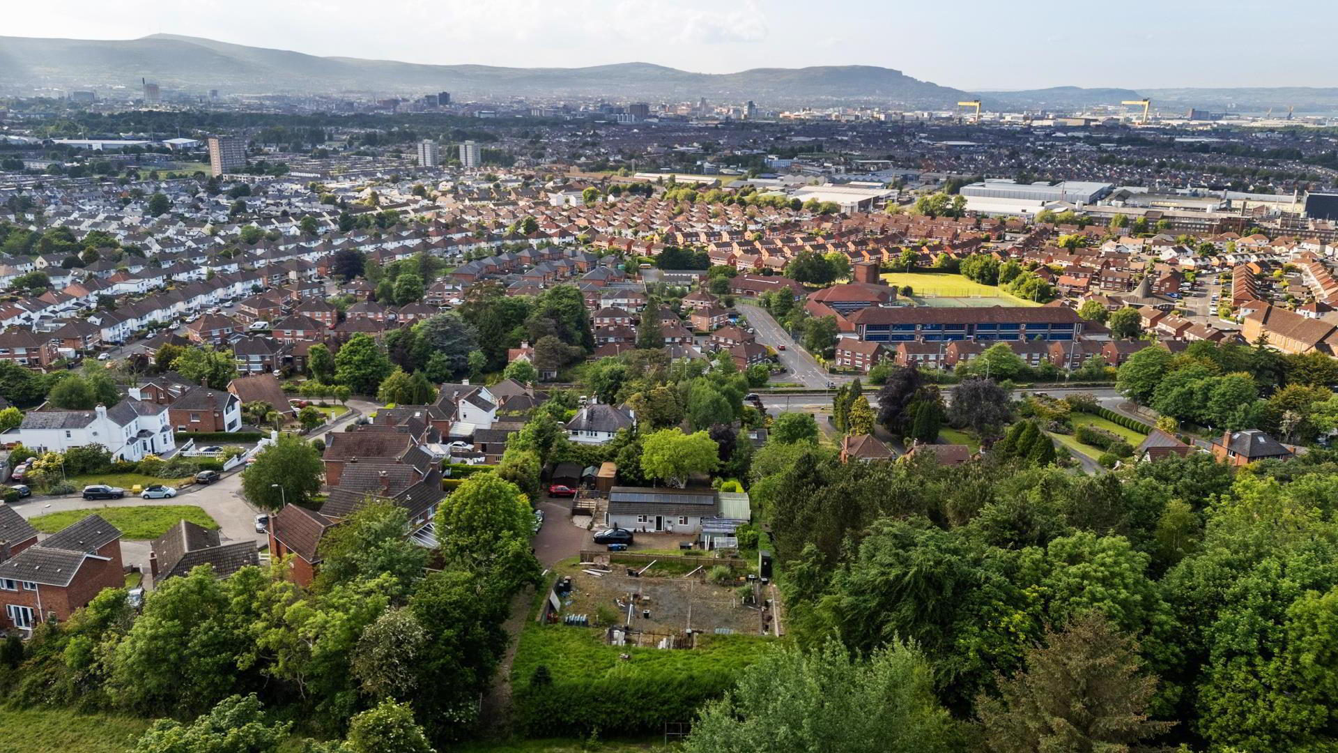 156a Upper Knockbreda Road 4 of 31