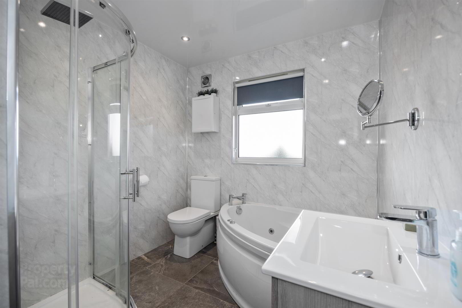 156a Upper Knockbreda Road 21 of 31