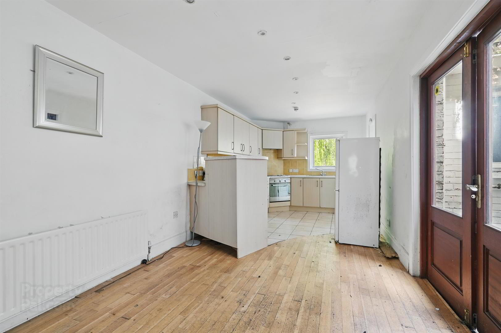 9 Adelaide Avenue 7 of 18