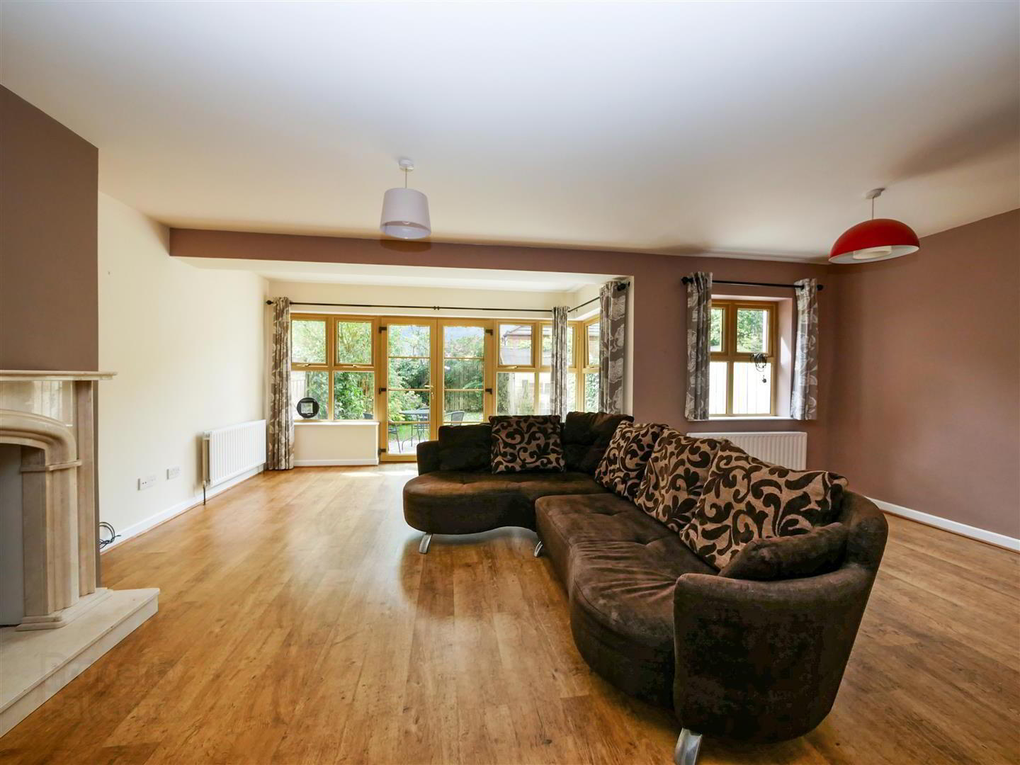 48 Woodrow Gardens 7 of 20