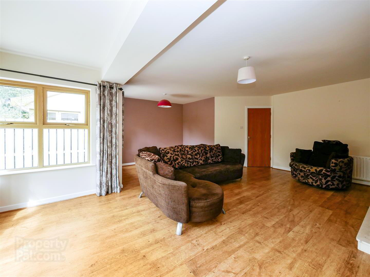 48 Woodrow Gardens 9 of 20