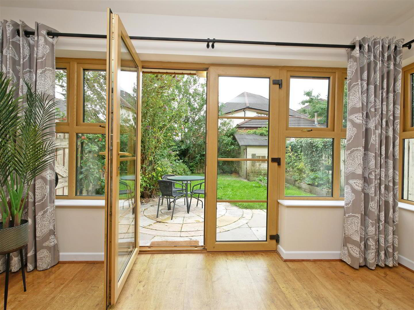 48 Woodrow Gardens 14 of 31
