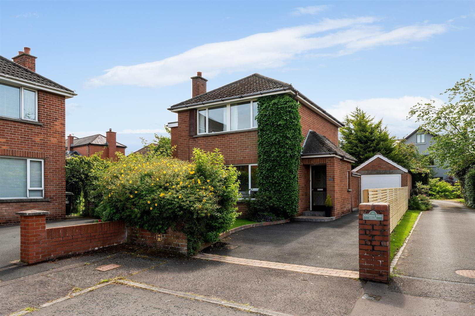 12 Kensington Gardens West 1 of 31