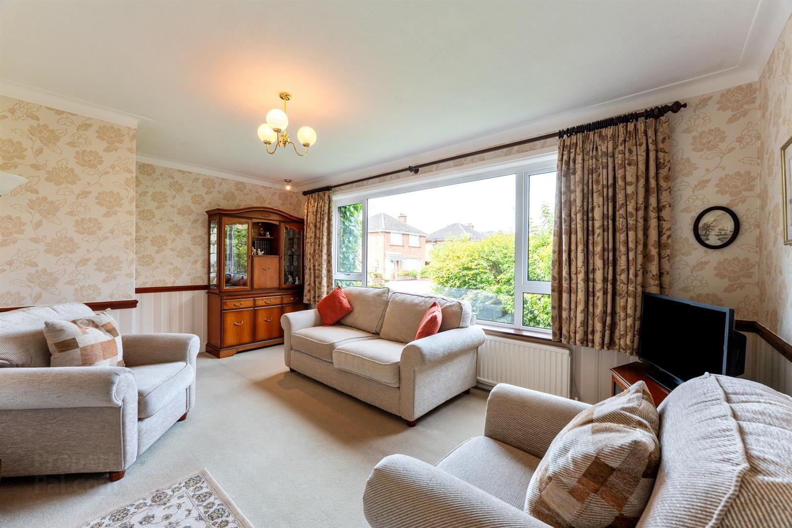 12 Kensington Gardens West 7 of 31