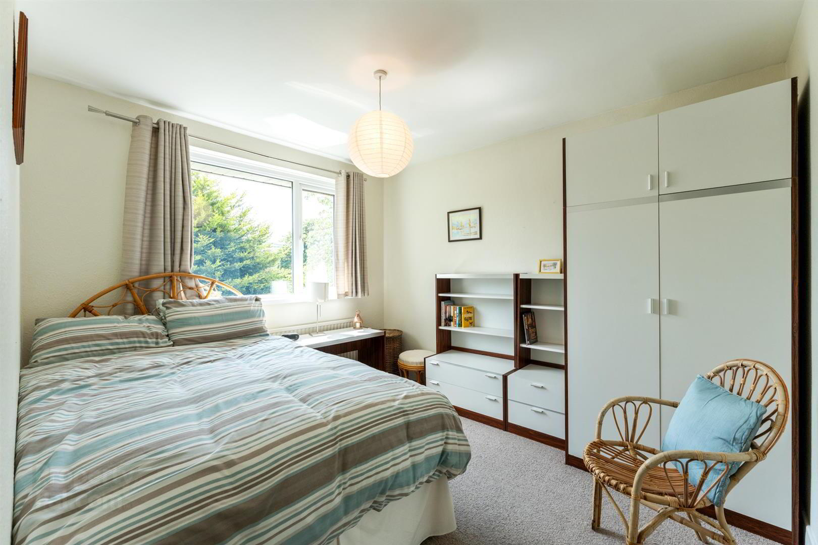 12 Kensington Gardens West 20 of 31