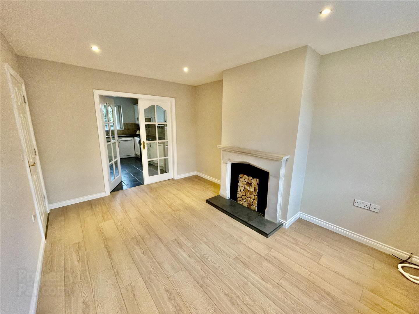 17 Demesne Crescent 4 of 17