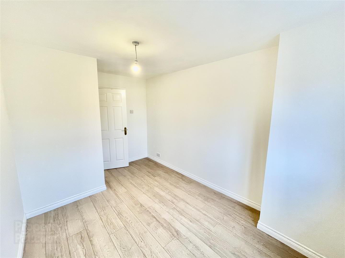 17 Demesne Crescent 15 of 17