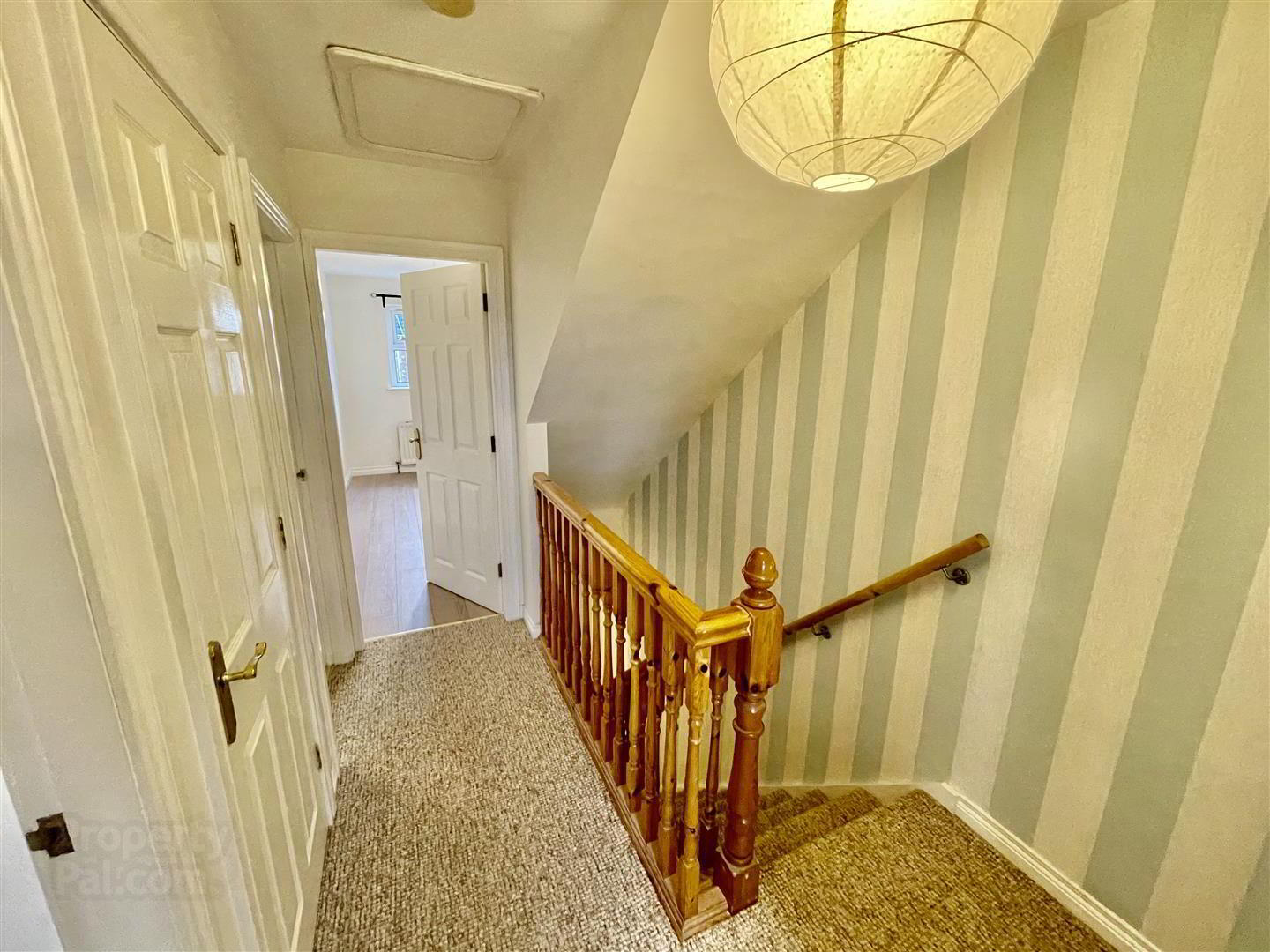 17 Demesne Crescent 9 of 17