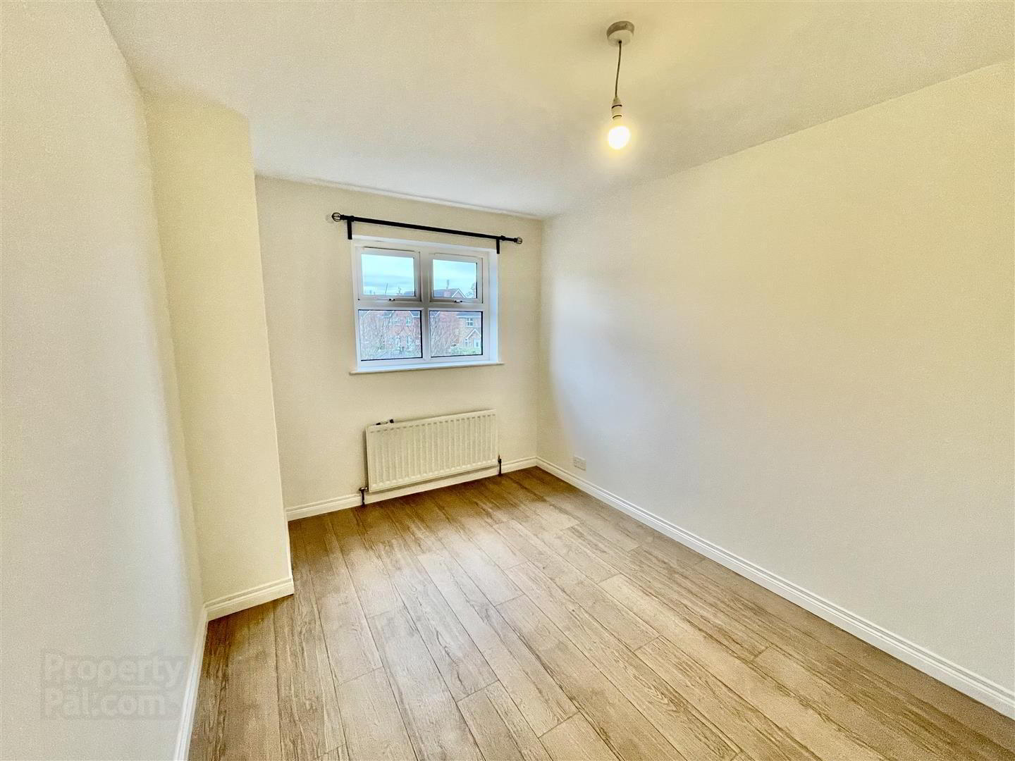 17 Demesne Crescent 14 of 17