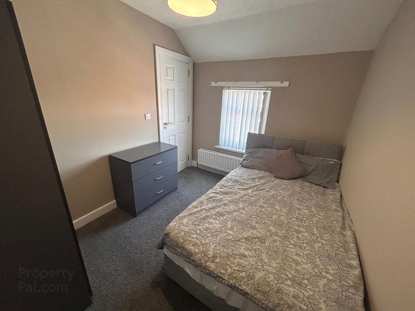 property description image