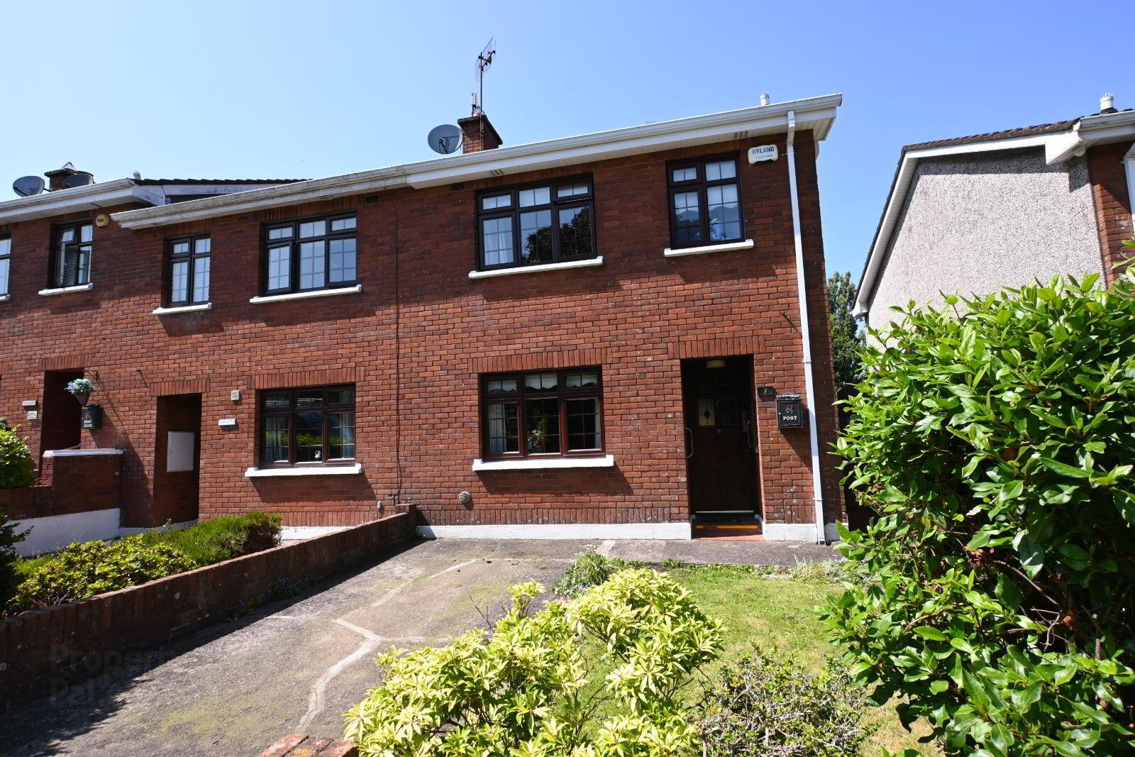 7 Deerpark Mews 1 of 17