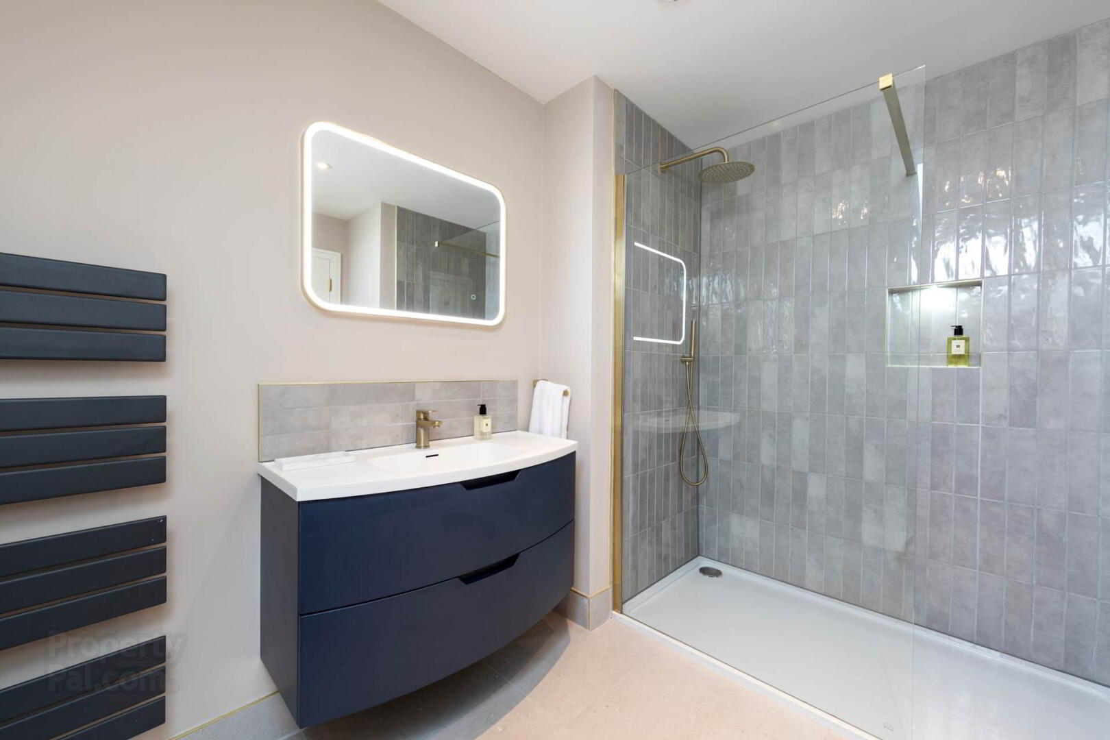 5 Suttonfield Paddocks 16 of 27