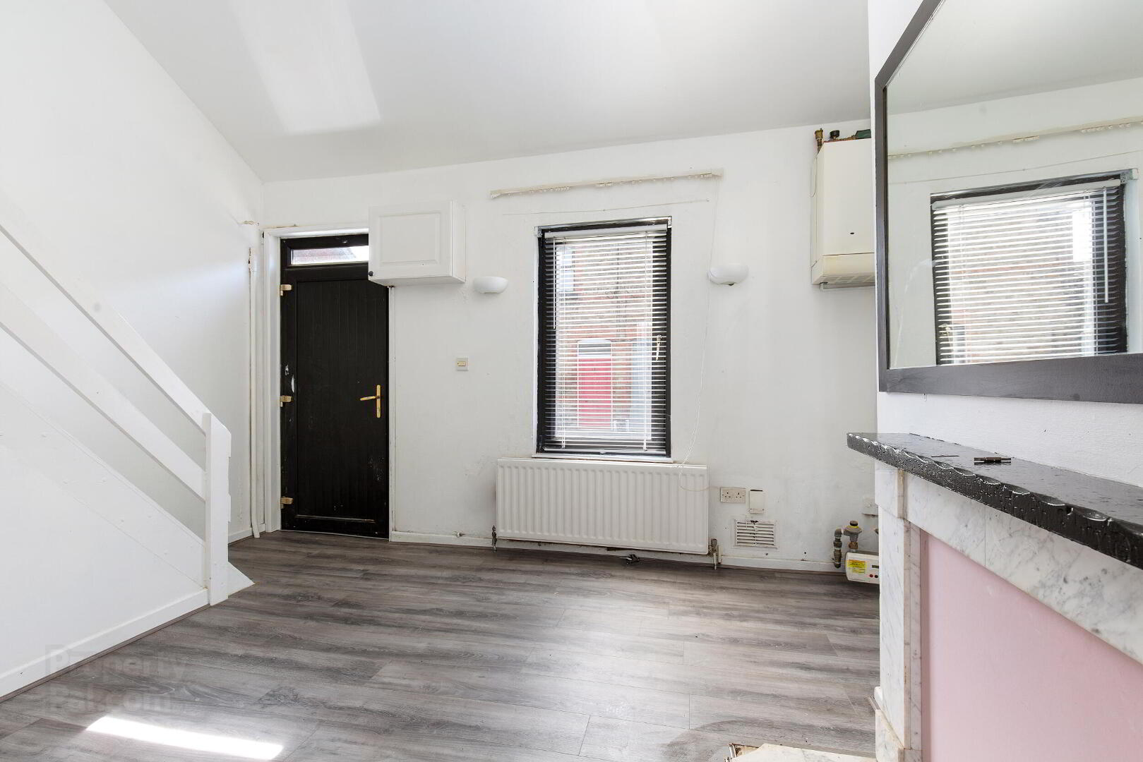 property description image