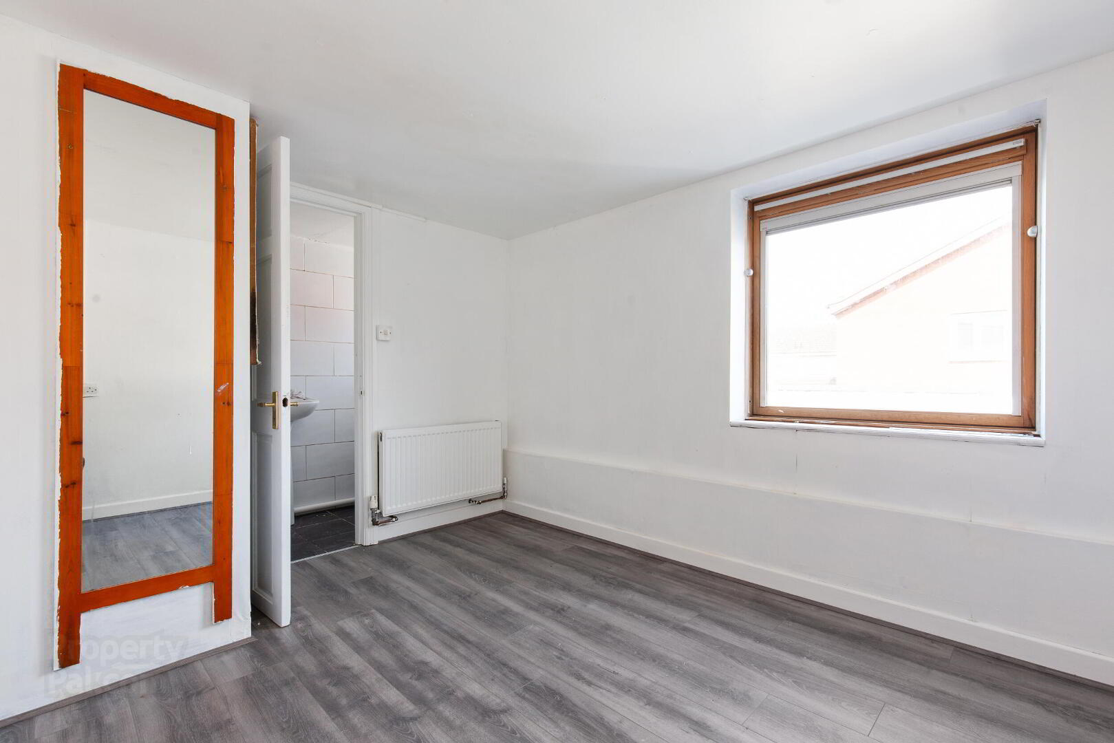 12 Harman Street 5 of 8