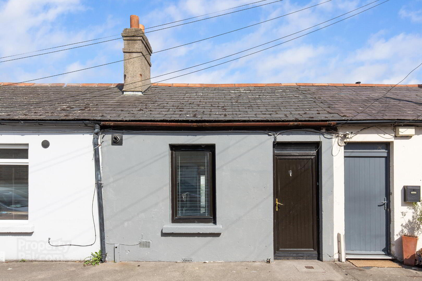 12 Harman Street 1 of 8
