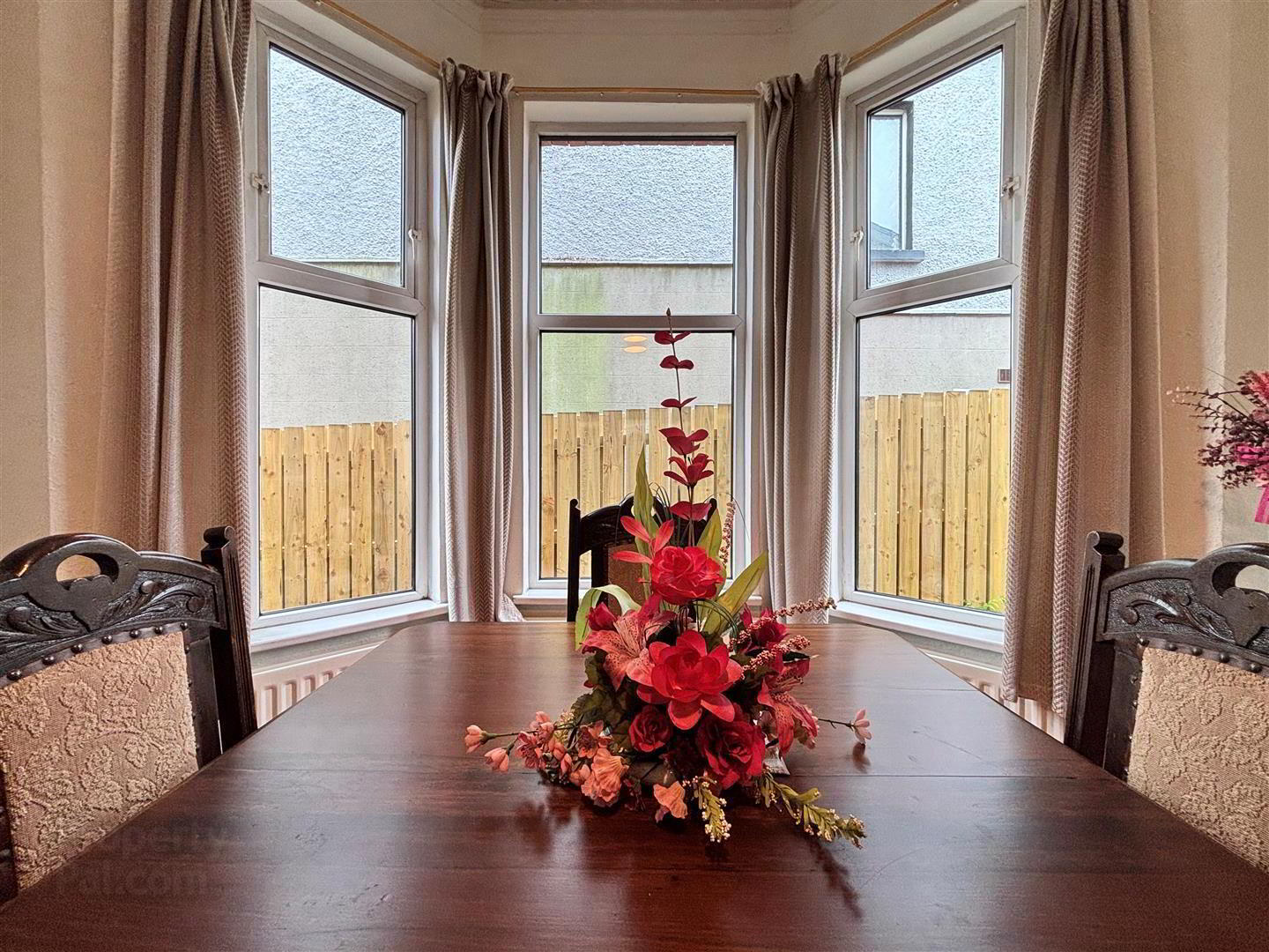 35 Ophir Gardens 11 of 34