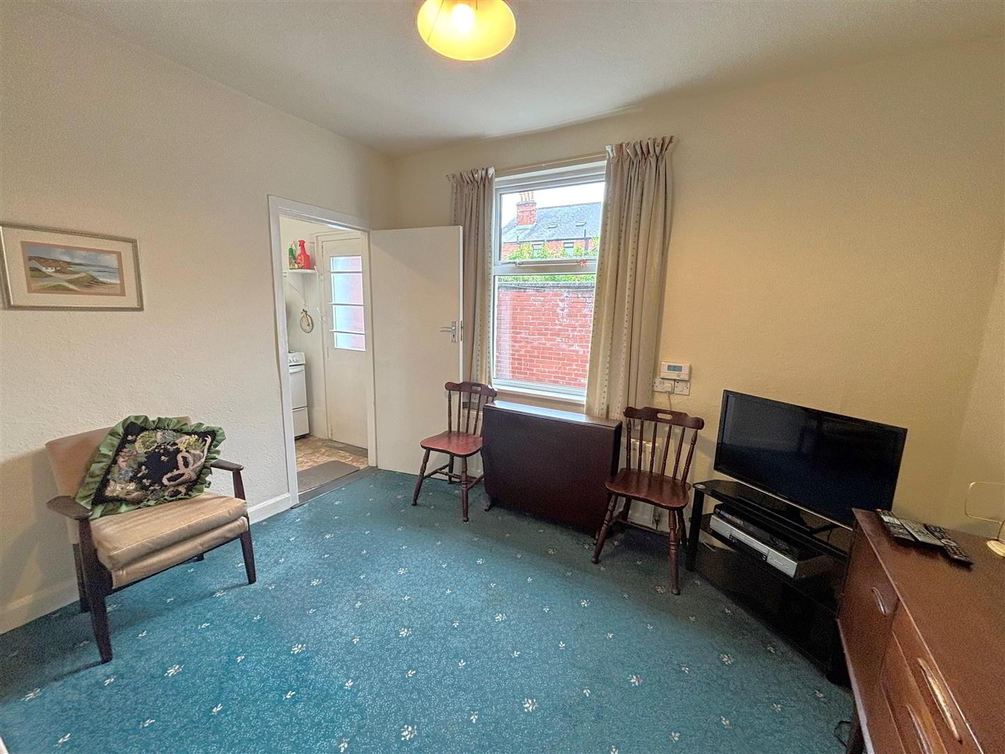 35 Ophir Gardens 14 of 34