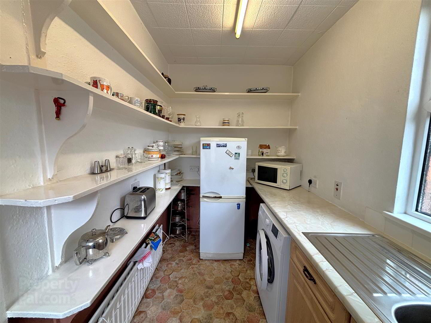 35 Ophir Gardens 18 of 34