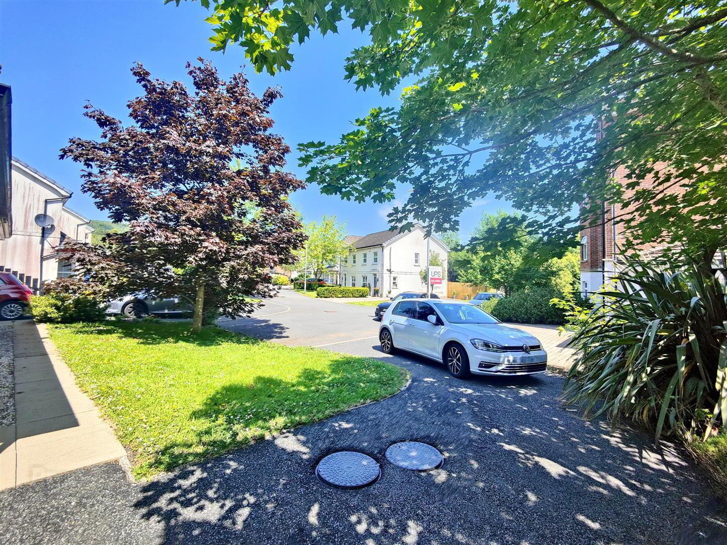 property description image