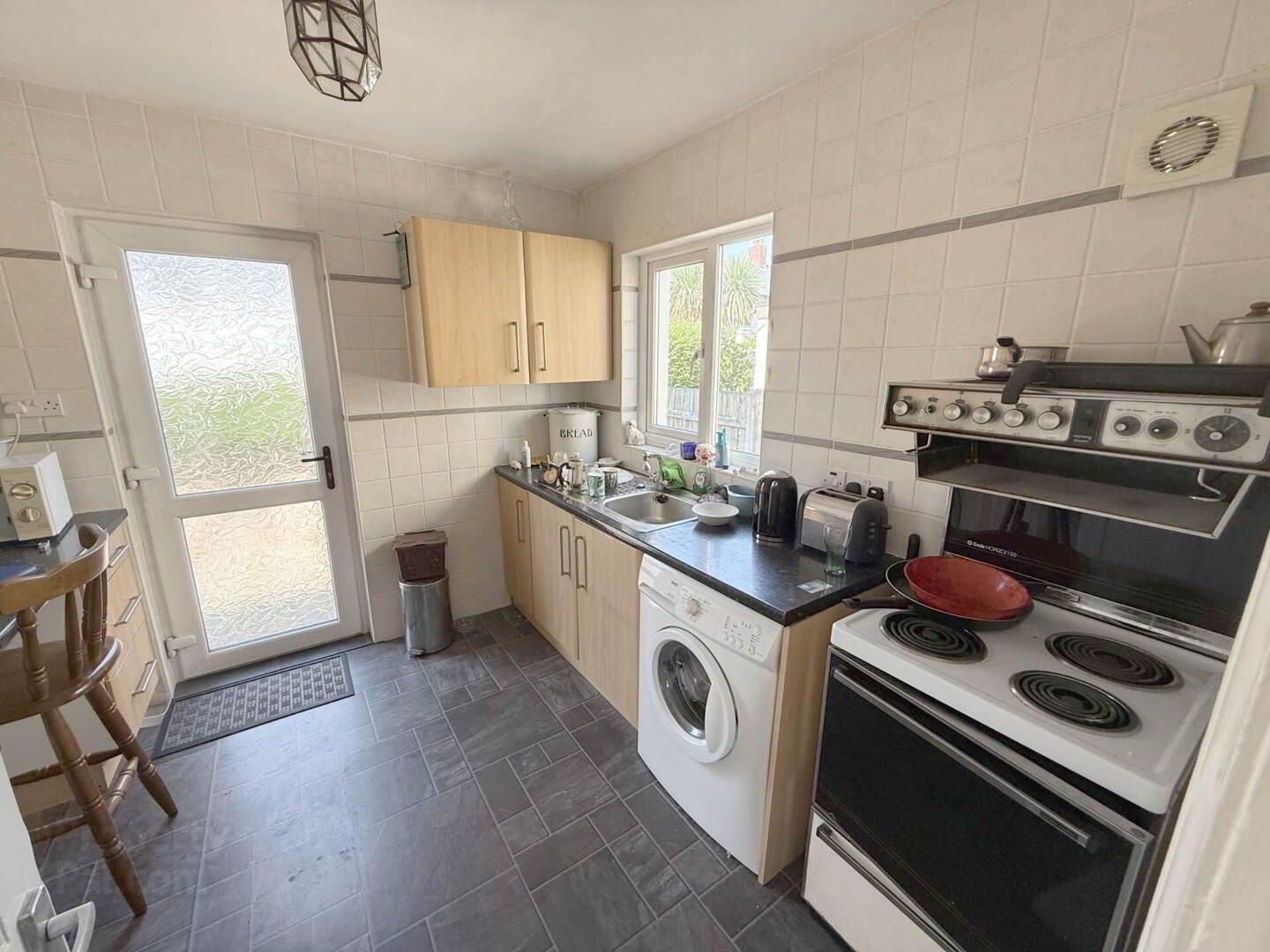 13 Chesham Drive 4 of 11