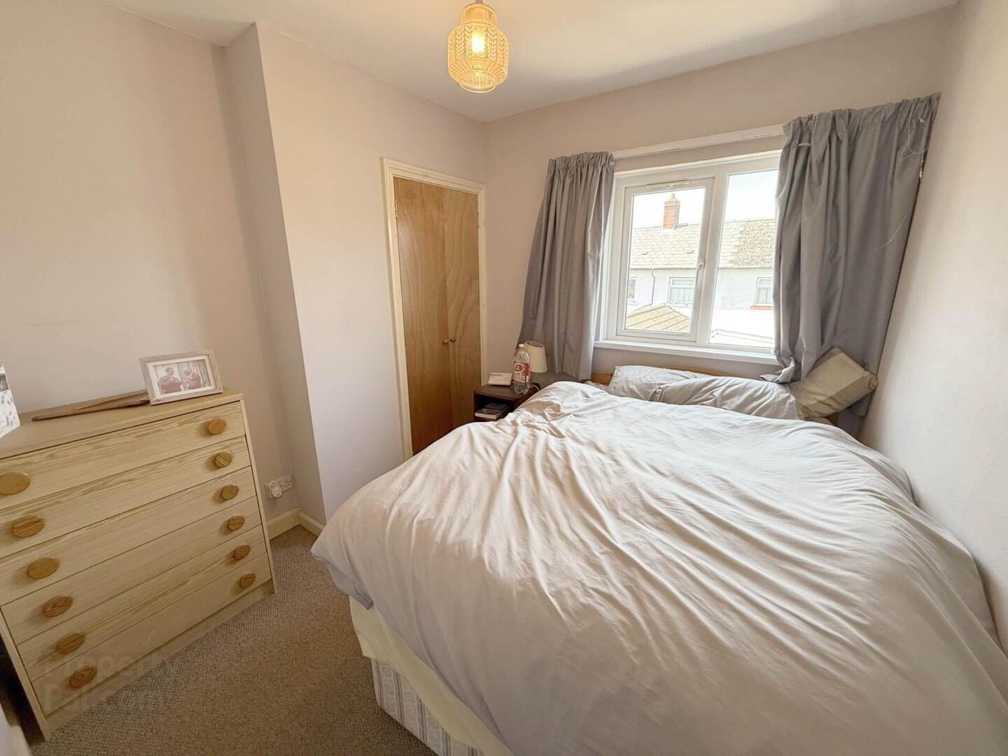 13 Chesham Drive 6 of 11