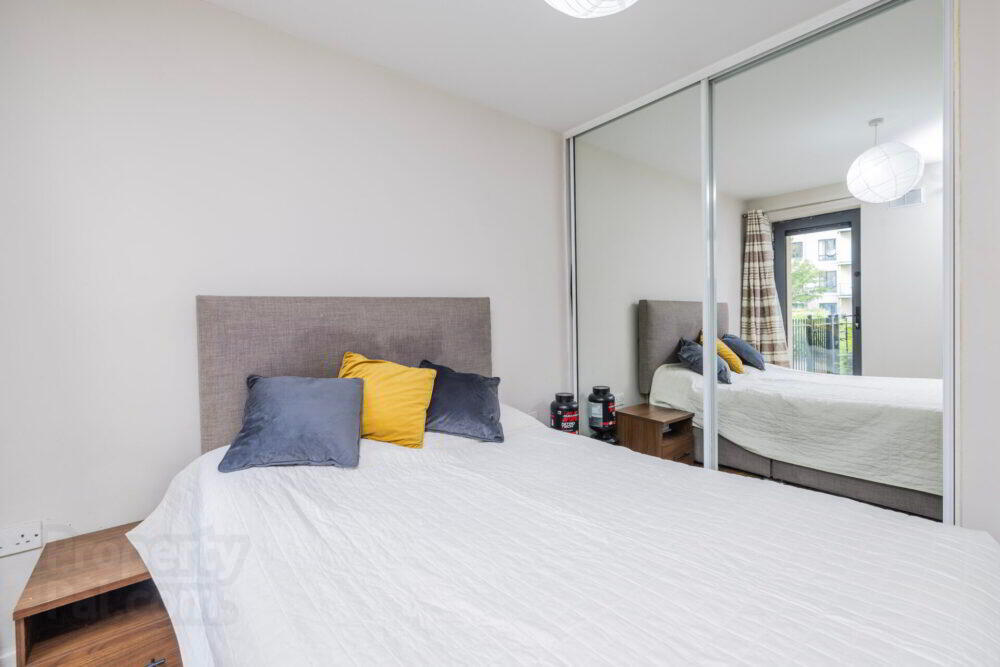Apt 10, Compass Court Sourt 13 of 23
