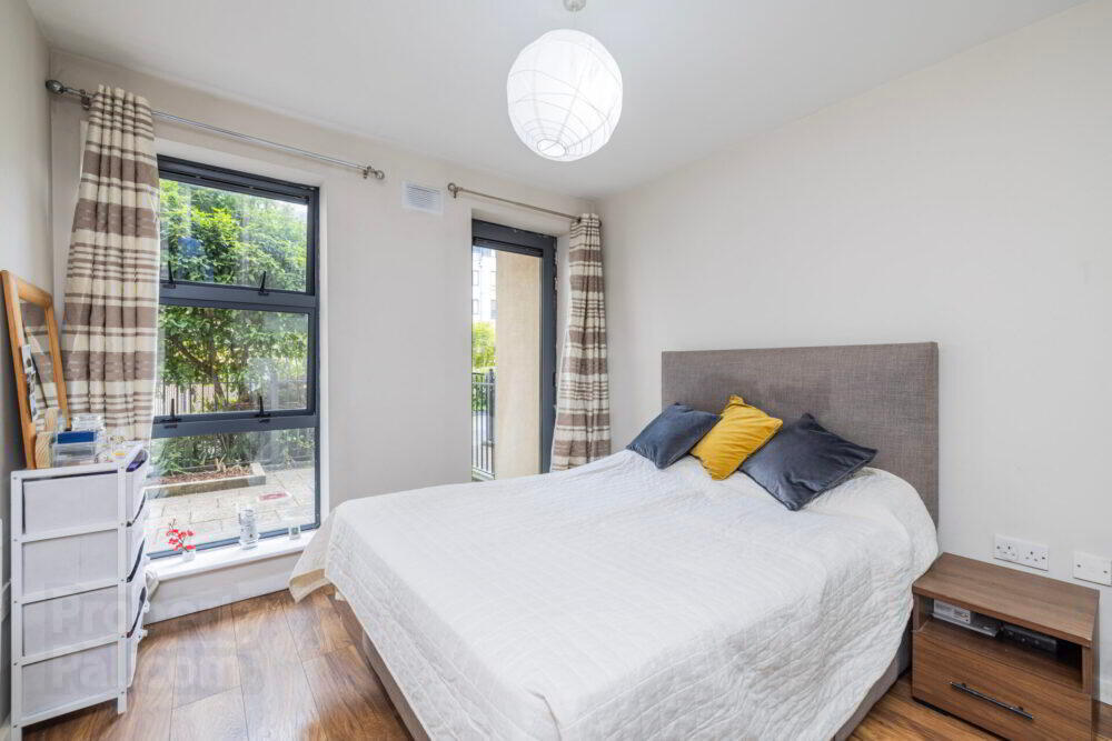 Apt 10, Compass Court Sourt 12 of 23