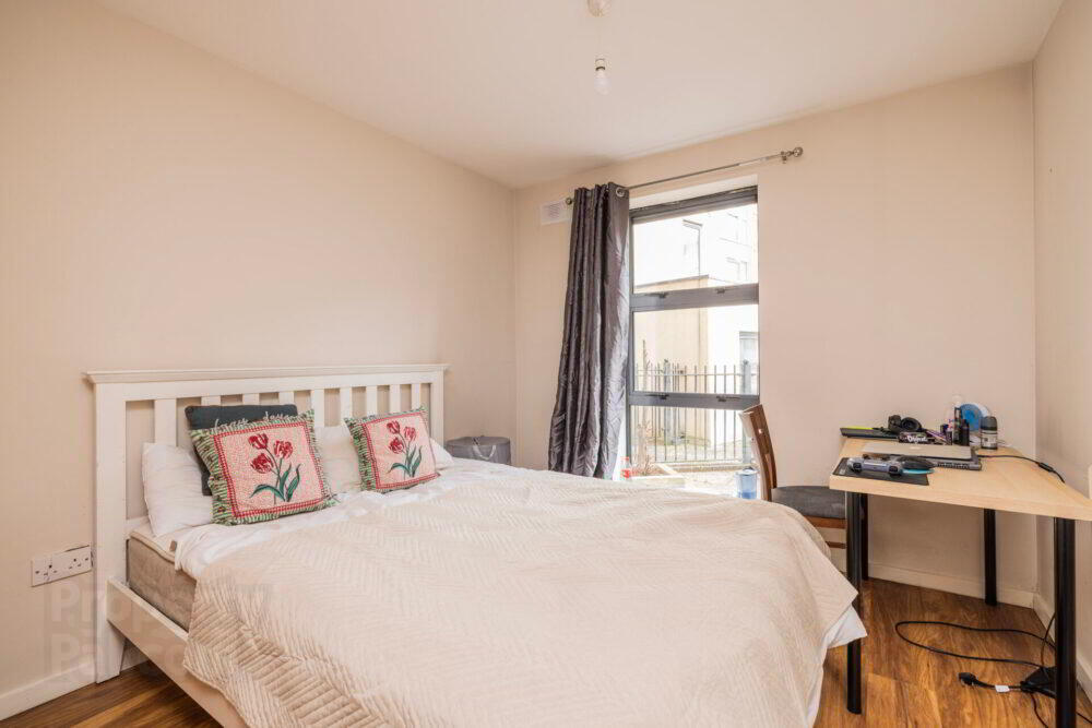Apt 10, Compass Court Sourt 17 of 23