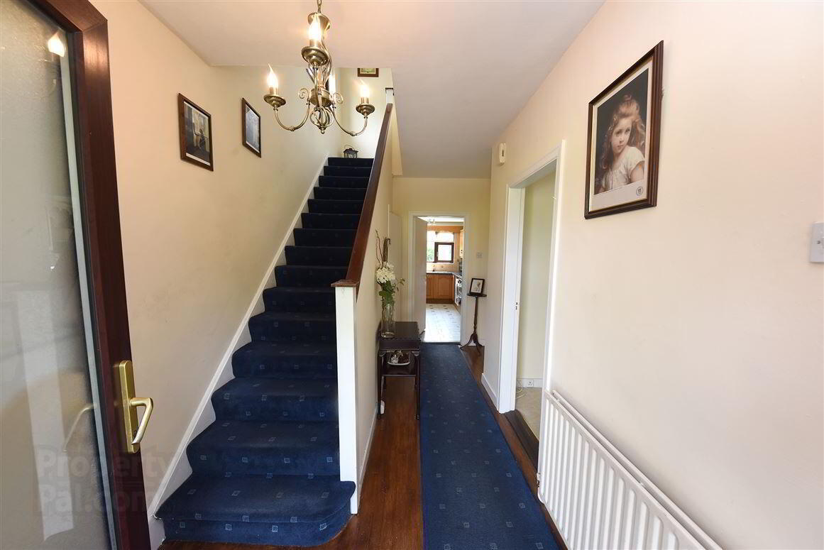 5 Sandymount Drive 4 of 62