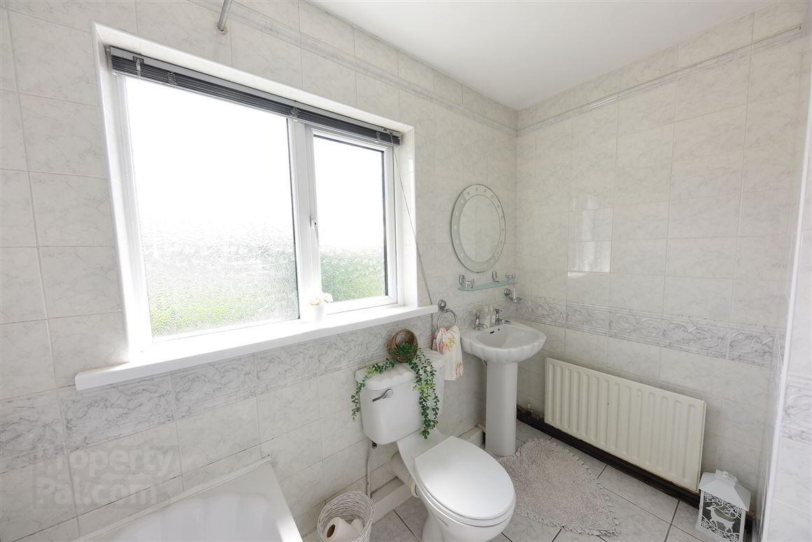 5 Sandymount Drive 22 of 62