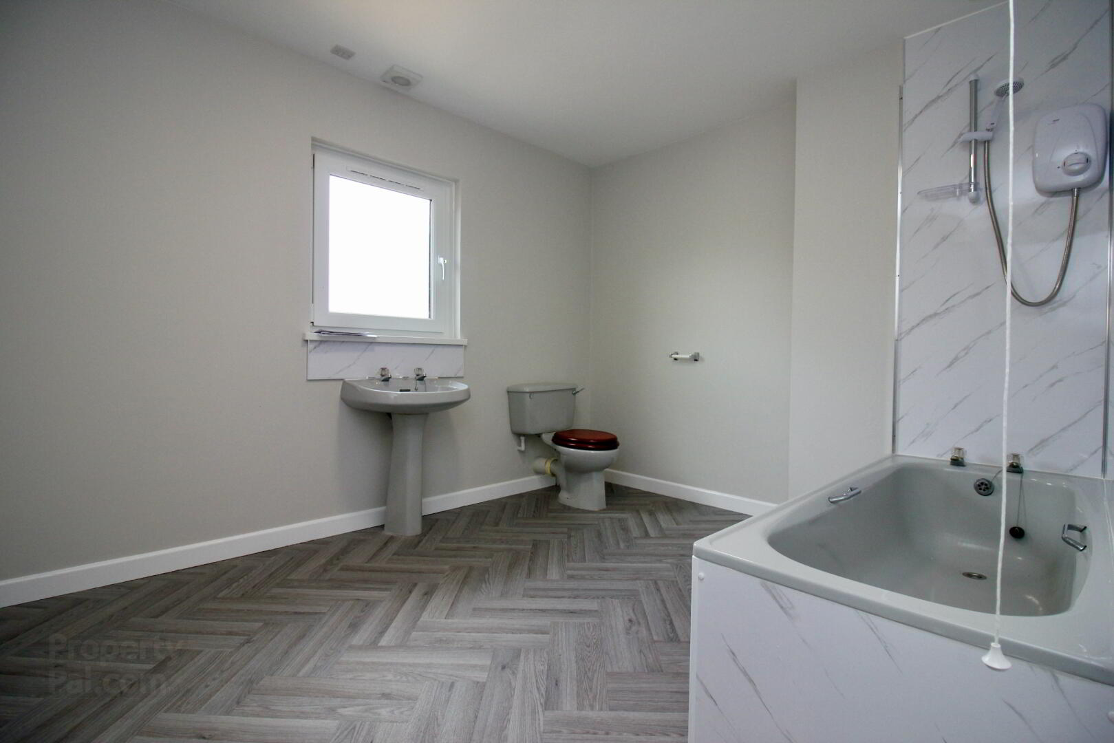 15b Mandeville Street 11 of 15