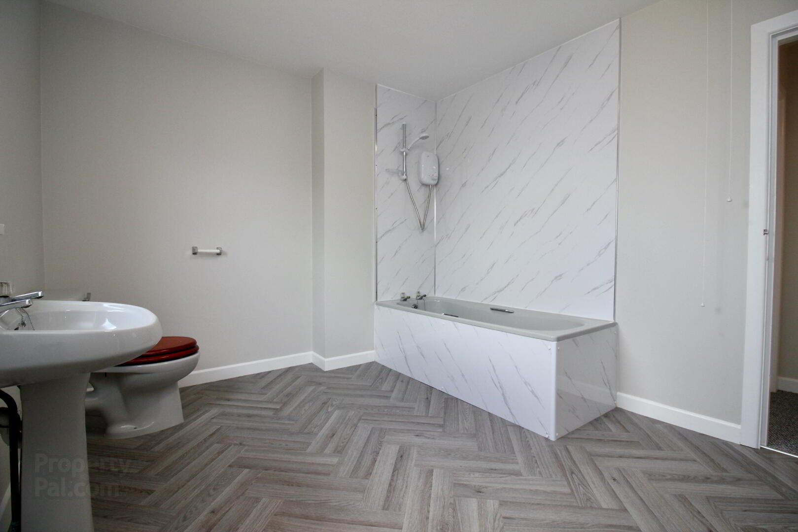 15b Mandeville Street 12 of 15