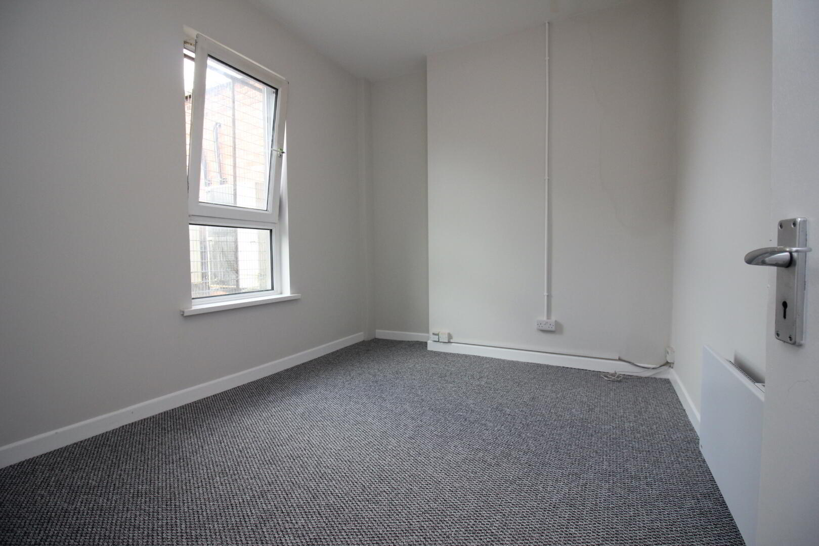 15b Mandeville Street 3 of 15