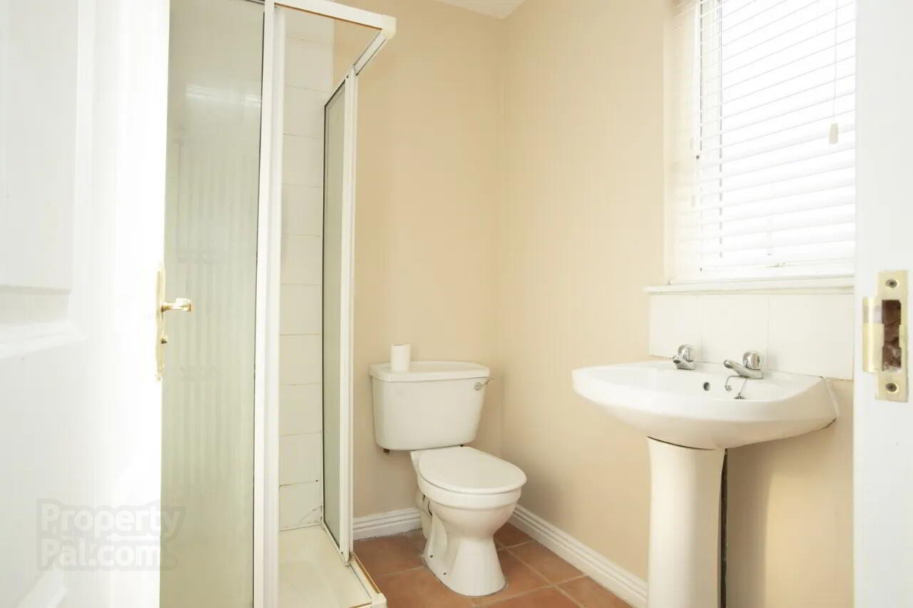 65 Greenpark Meadows 22 of 36