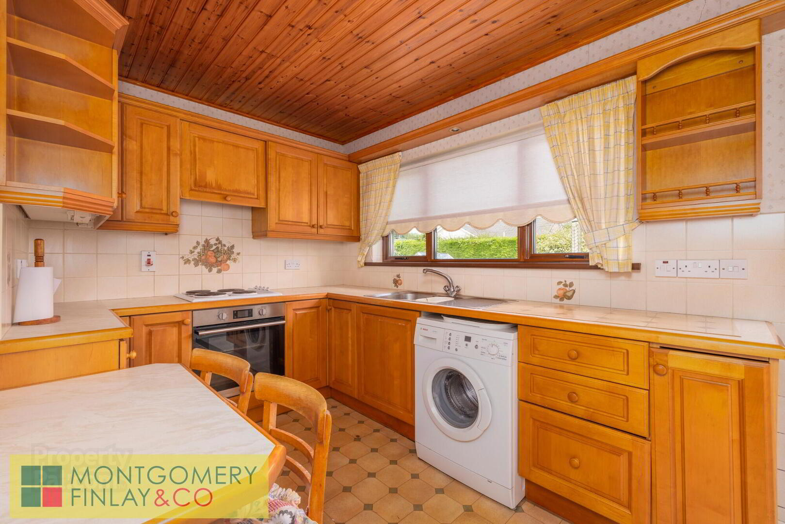 37 Devenish Crescent 12 of 23