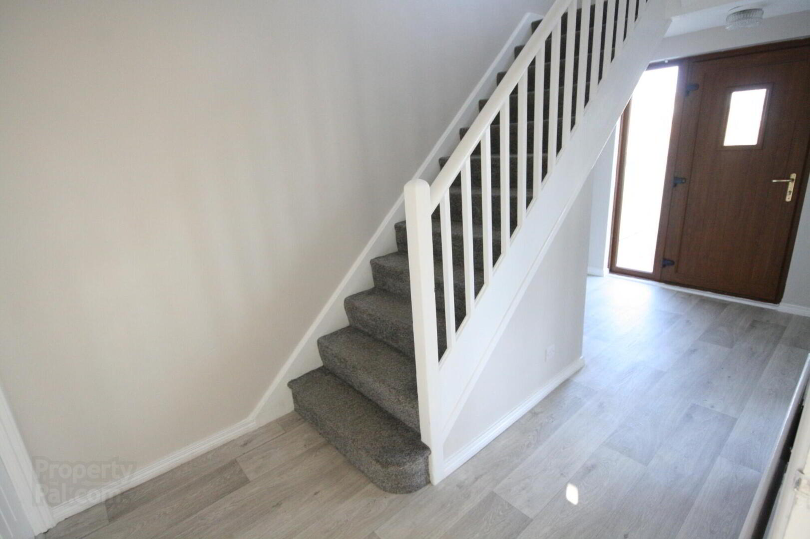 4 Cairn Terrace 3 of 15