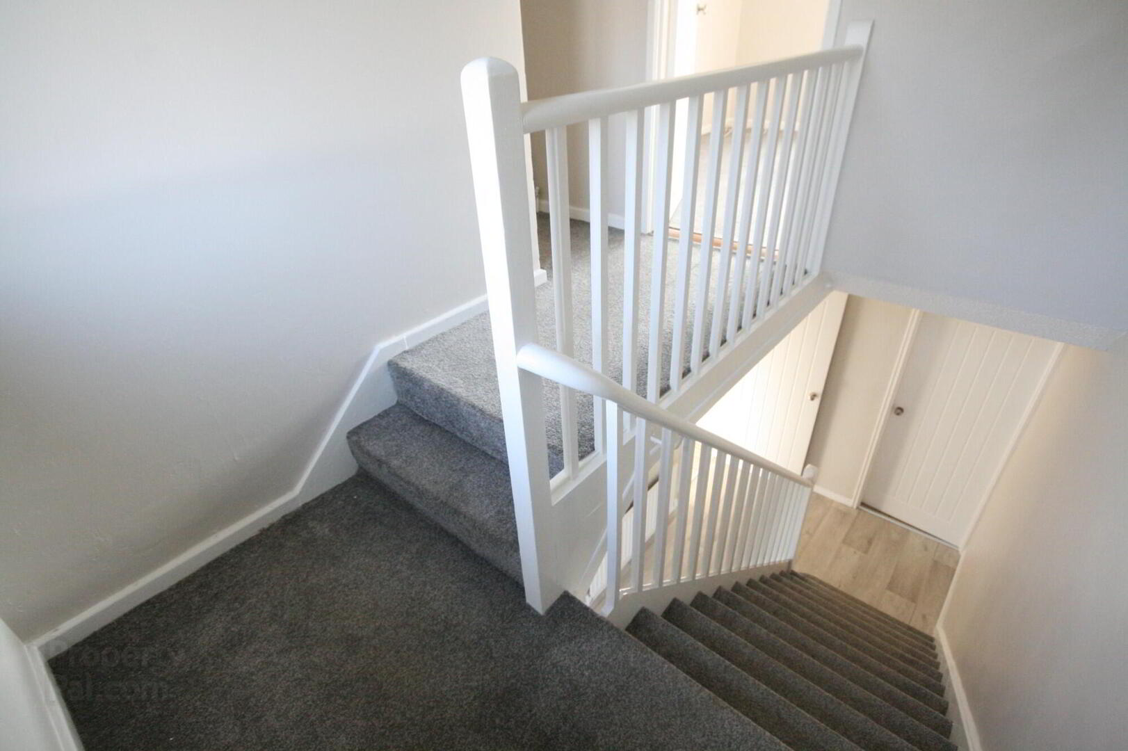 4 Cairn Terrace 9 of 15