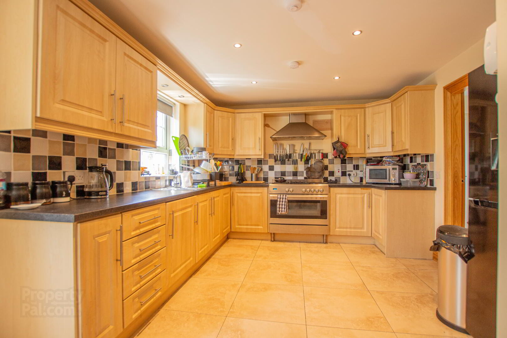 2 Cluain Ghlas Road 5 of 17