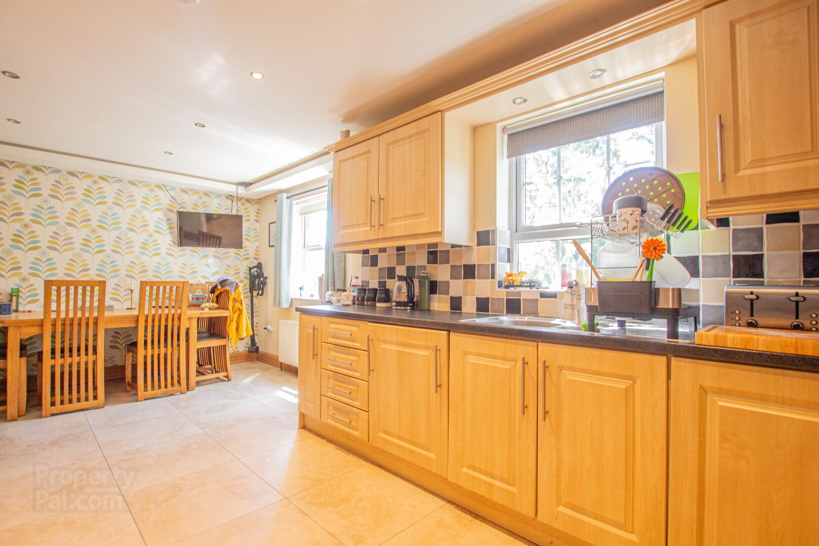2 Cluain Ghlas Road 6 of 17