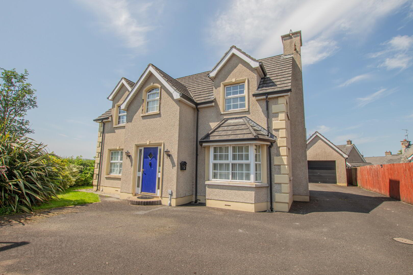 2 Cluain Ghlas Road 1 of 17