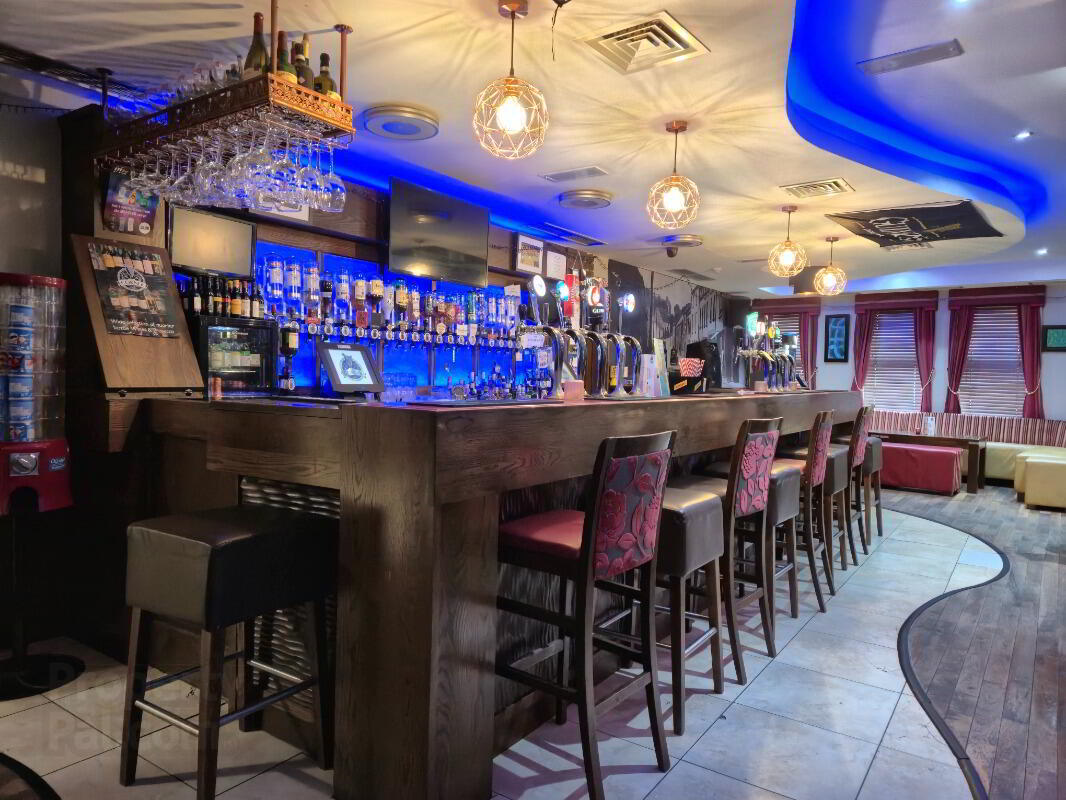 The Corner Bar & Off Licence, 39 Main Street 6 of 27