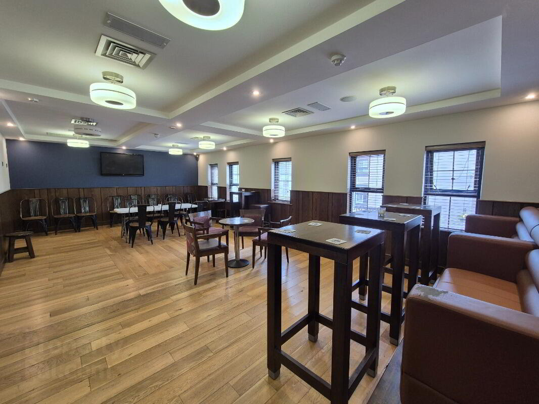 The Corner Bar & Off Licence, 39 Main Street 23 of 27