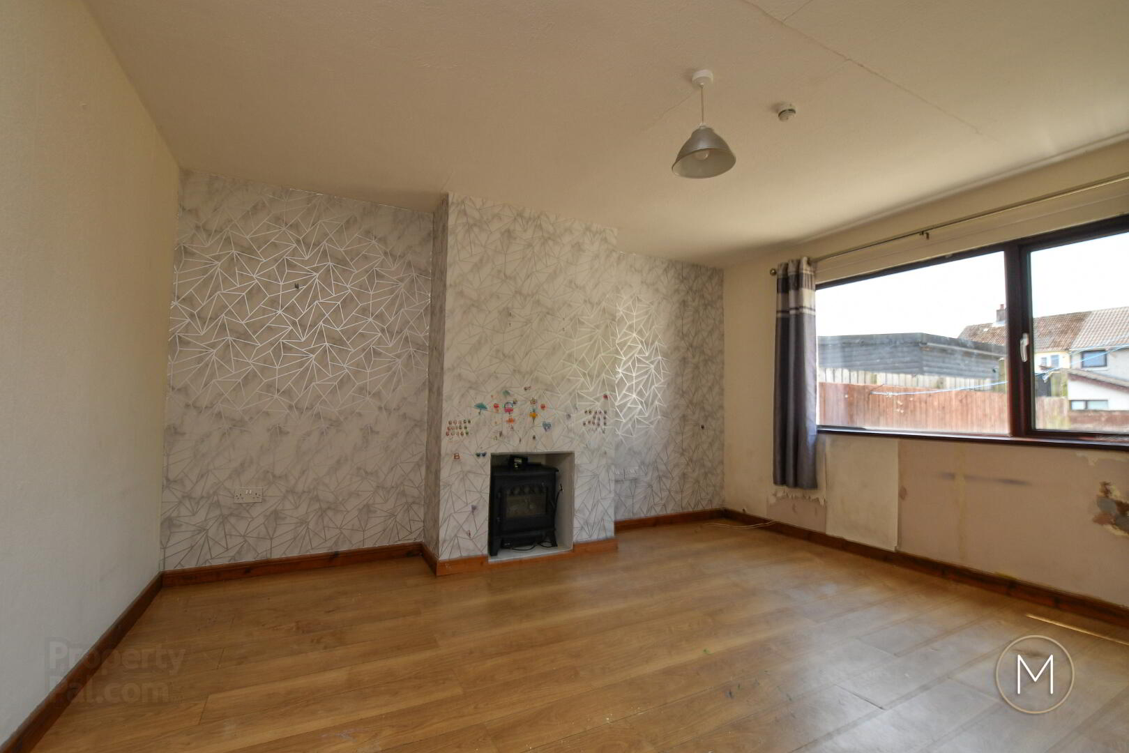 2 Barna Square 8 of 39