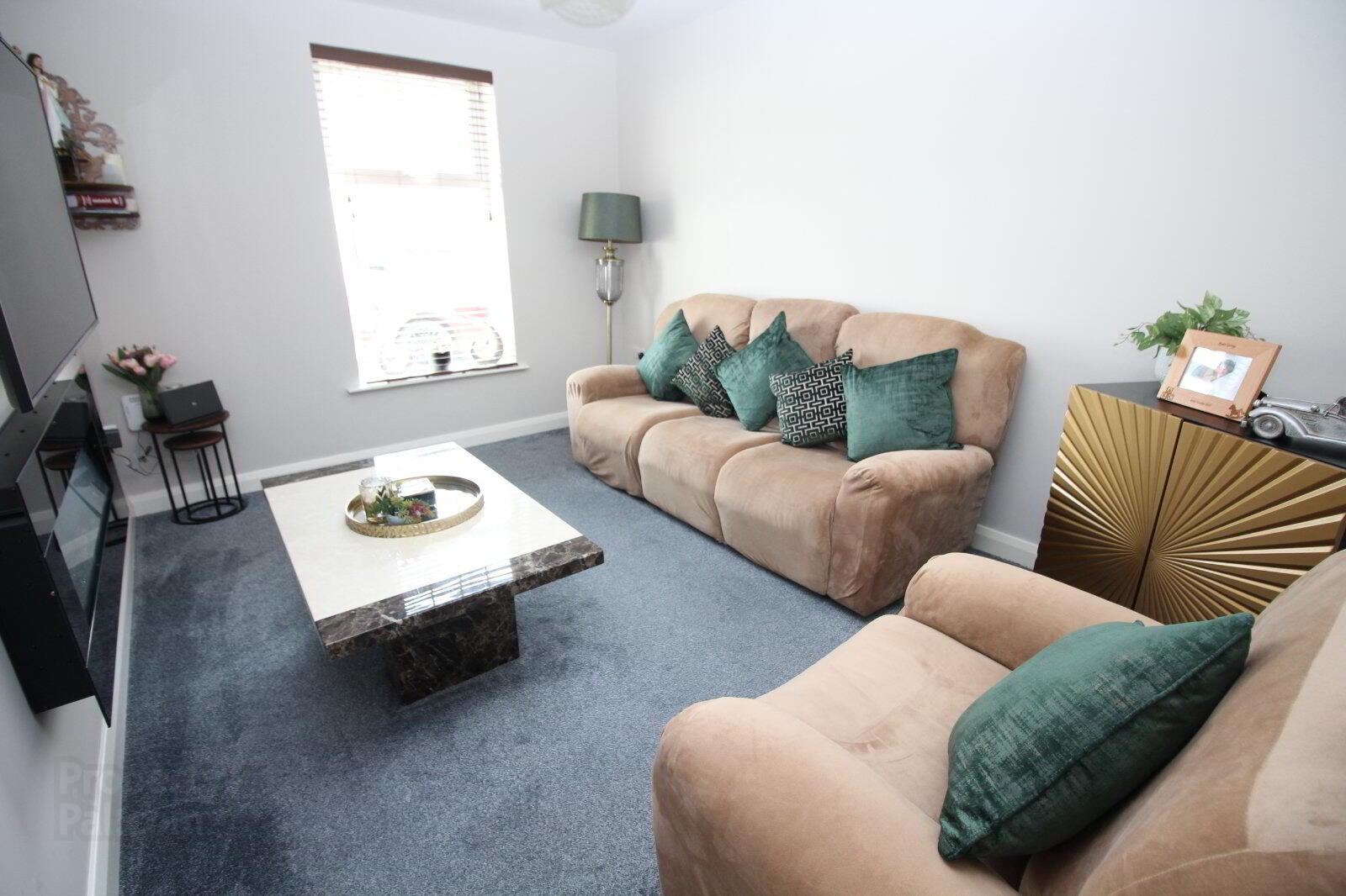 19 Ashbourne Manor Square 4 of 17