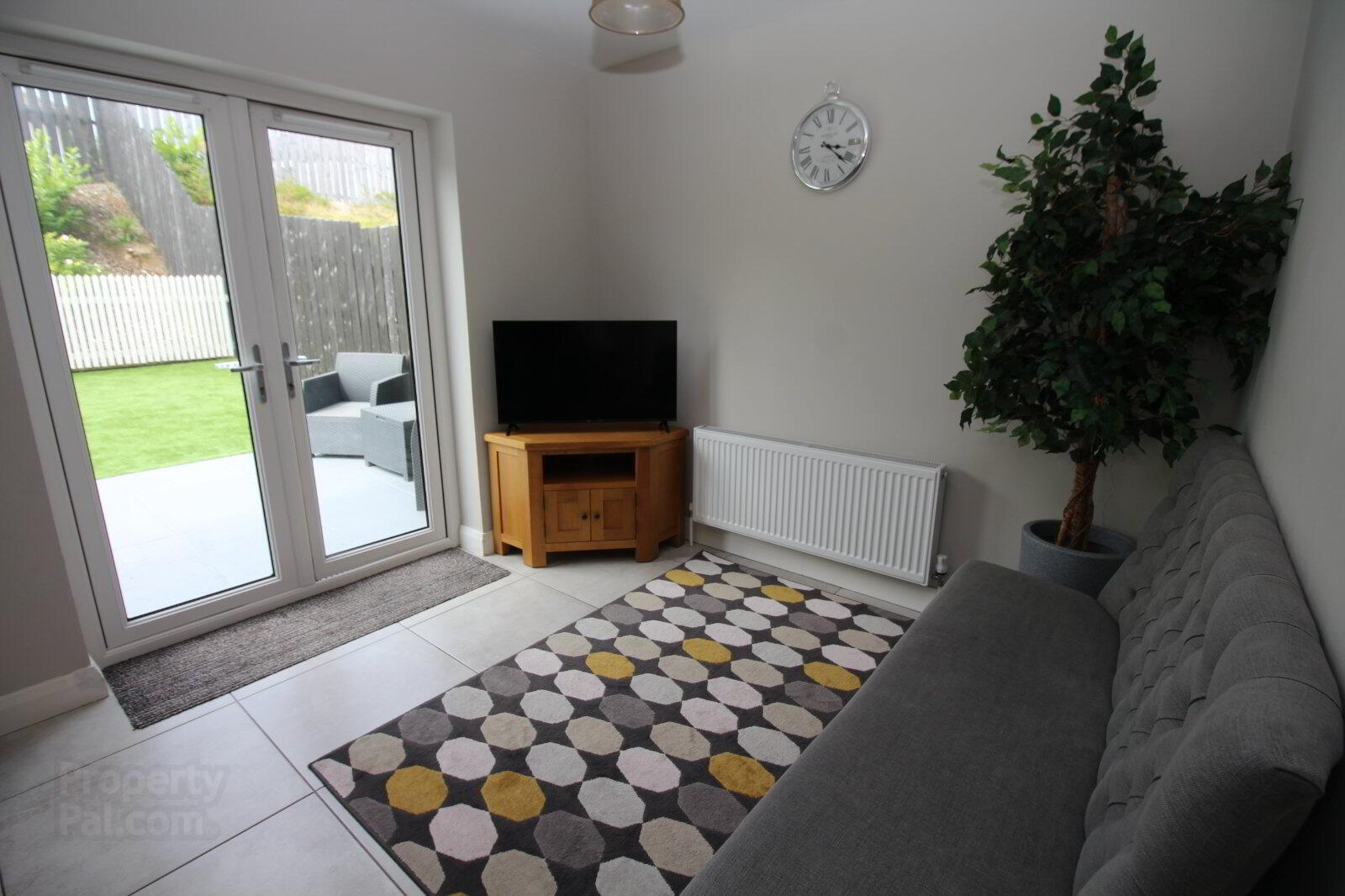 19 Ashbourne Manor Square 8 of 17
